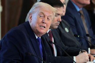 Trump: Venezuela už nám předala 30 milionů barelů ropy. USA rozhodnou, kdo tam bude dál těžit - Novinky