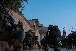 Izraelské jednotky vtrhly na univerzitu v Ramalláhu, zranily 11 studentů - Seznam Zprávy