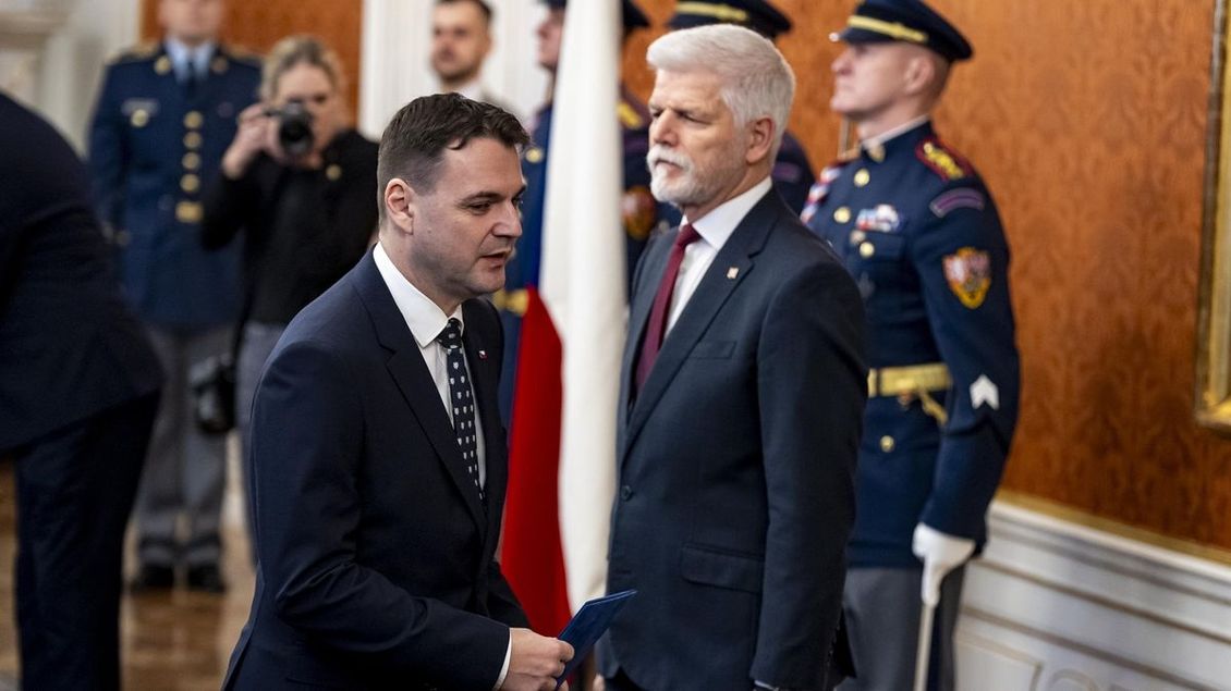 Když to dělá Zeman, je to geniální. Když Pavel, je to ústavní faul. Macinku dohání jeho vlastní vyjádření - Novinky