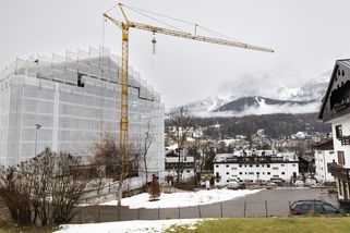 „Už máme turistů víc než dost.“ Olympiáda vnáší do Alp obavy, ale i naději - Seznam Zprávy