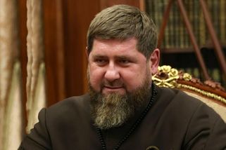 Putinův krvavý pes Kadyrov umírá v nemocnici, příb...