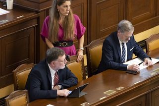 Ministryně Decroix stáhne magisterský titul ze všech dokumentů, situace ji mrzí - Seznam Zprávy