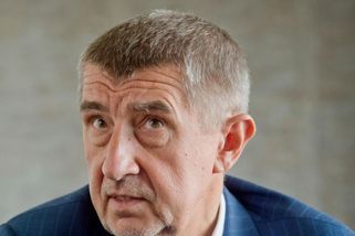 Jak Babiš a Okamura „převezli“ své voliče. To podstatné jim o pomoci Ukrajině zatajili