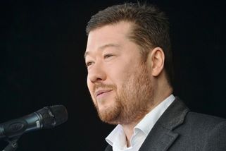 Okamurův projev plný podivností a nesmyslů - Médium.cz