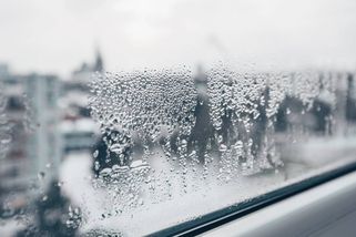 Našim babičkám se v zimě nikdy neorosila okna. Tohle byl jejich osvědčený trik