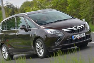 Kupujeme rodinné auto s utaženým rozpočtem: Slušná ojetá MPV do 250 000 Kč se sehnat dají a nemusí to být pasti - Garáž.cz