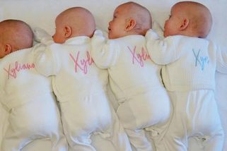 Čtyřčata narozená předčasně: Všechna dostala jména na X