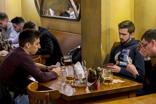 Restaurace a kavárny zdražily za šest let o polovinu - Novinky