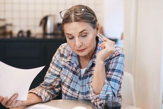 Vážně z nás budou dělat blbce? Koncesionářské poplatky (ne)končí - Médium.cz