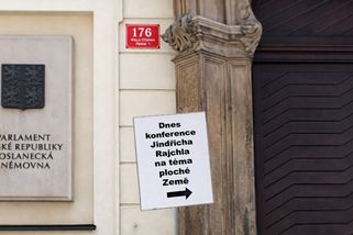 TMBK: Chystá se další seminář ve sněmovně. Vědci nevěří - Seznam Zprávy