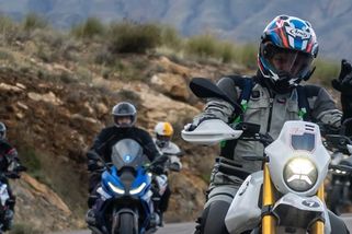 Fotky Pavla z dovolené mohou být podvod, spekulují lidé. Analýza odhalila, zda jsou pravé