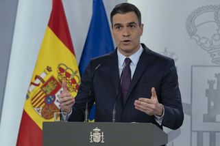 Španělsko jde proti Evropě: půl milionu migrantů dostane povolení k pobytu