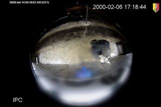 Výdejní boxy v Praze otevíral páčidlem. Točila ho kamera a chodil často, tak na něj počkali policisté - Novinky