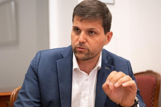 Končící ministr životního prostředí řeší svůj poslední problém. Zaměstnanci jednali za jeho zády - Novinky