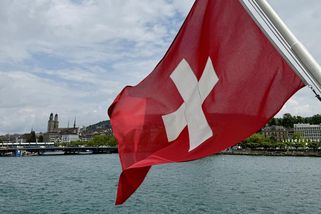 Švýcarsko chce výrazně zbrojit, dočasně zvýší daně - Novinky