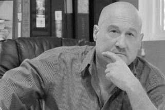 Zemřel režisér a scenárista Mark Jones - Novinky