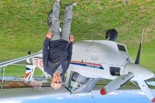 Kdybychom denně akrobatili lidem nad hlavou, zabili by nás, říká Jiří Duras - Aeroweb.cz