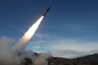 Ukrajina udeřila americkými zbraněmi v hloubi Ruska - Novinky