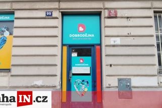 prahain.cz/zivot-ve-meste/ukrajinci-vyhubovali-cechum-za-veci-ktere-jim-nechali-v-charite-22712.html