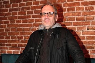 Herec Matásek na demonstraci