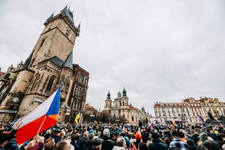 Na neděli se chystá velká demonstrace. Pavla podpořilo přes půl milionu lidí