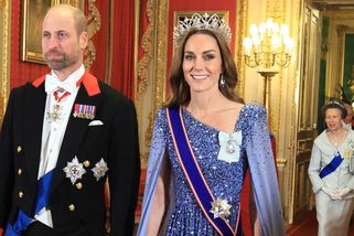 Princezna Kate omráčila svým vzhledem na královském banketu. A překvapila jedním detailem