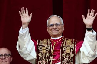 Novým papežem byl zvolen americký kardinál Robert Francis Prevost. Jako jméno si zvolil Lev XIV. - Novinky