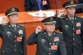 Si-Ťin-pching upevňuje moc. Téměř zlikvidoval nejvyšší velení čínské armády - Novinky