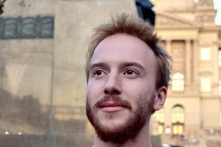 Milion chvilek demonstruje. Ale za koho? - Médium.cz