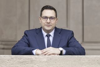 Lipavský zmáčkl "modré tlačítko". Do ODS se ale nehrne