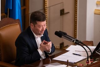 Okamura navrhne posunout zmrazení platů politiků k 1. červenci - Seznam Zprávy