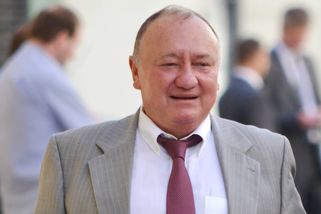 Vítězslav Jandák saví 78: Z Tří oříšků se dostal až na ministerstvo. O synovi se dozvěděl přes deset lidí