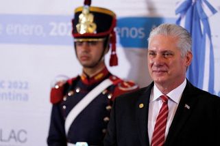 Trump zpřísňuje tlak na Kubu. Zakazuje na ni dovážet ropu - Novinky