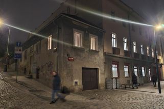 Praha se brání kritice LED lamp v ulicích, vědec ale upozorňuje na riziko drahé chyby - Novinky