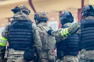 Chtěli uniknout chudobě, skončili na Ukrajině jako štíty pro ruské vojáky - Seznam Zprávy