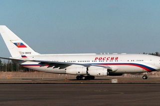 Poprask nad Baltem. Putin letěl do Kaliningradu, sledovalo ho osm letounů NATO - Novinky