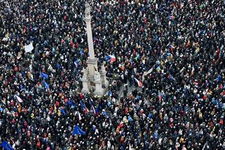 Chiméra slušnosti a morální nadřazenosti může zard...