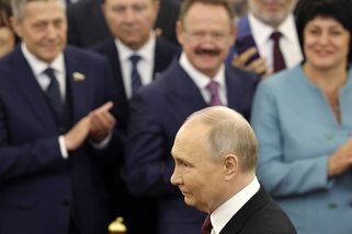 Přišli lidé od Fica i Macrona. Seznam Putinových hostů ukázal rozdíly Západu - Seznam Zprávy