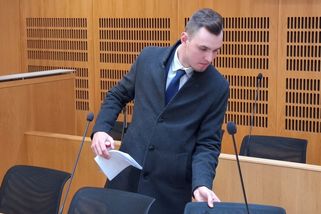 Řidič tramvaje útočil na Ukrajince, soud ho potrestal 200 hodinami práce - Seznam Zprávy