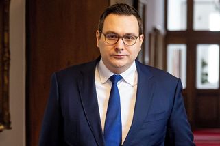 „A co jako?“ Jan Lipavský se pochlubil, že jel metrem. Lidé se mu pořádně vysmáli