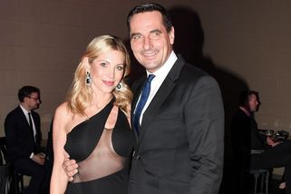 Krásná přítelkyně Romana Šebrleho svými kapkami přes poprsí okořenila filmový galavečer