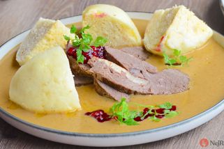 9 chyb při vaření svíčkové: Číslo 4 dělá téměř každý domácí kuchař.