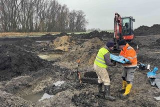 Archeologové odkryli na Přerovsku pravěké studny. Našli i doklady o osídlení z doby Sámovy říše - Novinky