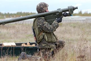 Ukrajina začíná vyvážet zbraně, snaží se zpeněžit vojenské technologie - Seznam Zprávy