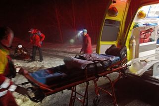 Záchranka pomáhala turistům v Beskydech, kteří uklouzli v nepřístupném terénu - Novinky