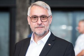 Metnar podepsal smlouvu o policejní spolupráci se Slovenskem - Seznam Zprávy