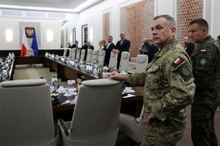 Polští vojáci obdrželi výzvu, aby se připravili na rychlé povolání - Novinky