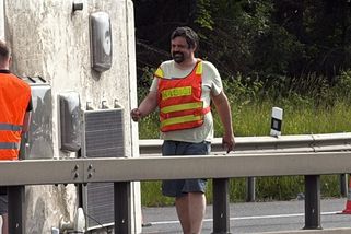 Starosta Řeporyjí Novotný měl nehodu na dálnici D4 - Novinky