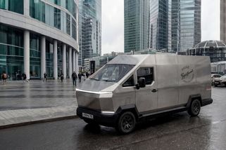 Rusové slibují výrobu Cybertruck dodávky. Nápadně se podobá čínskému modelu - Novinky