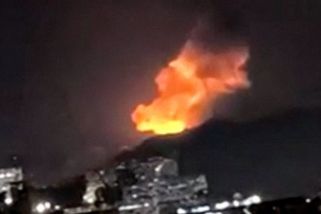 První fotky z Caracasu po sérii leteckých úderů - Seznam Zprávy